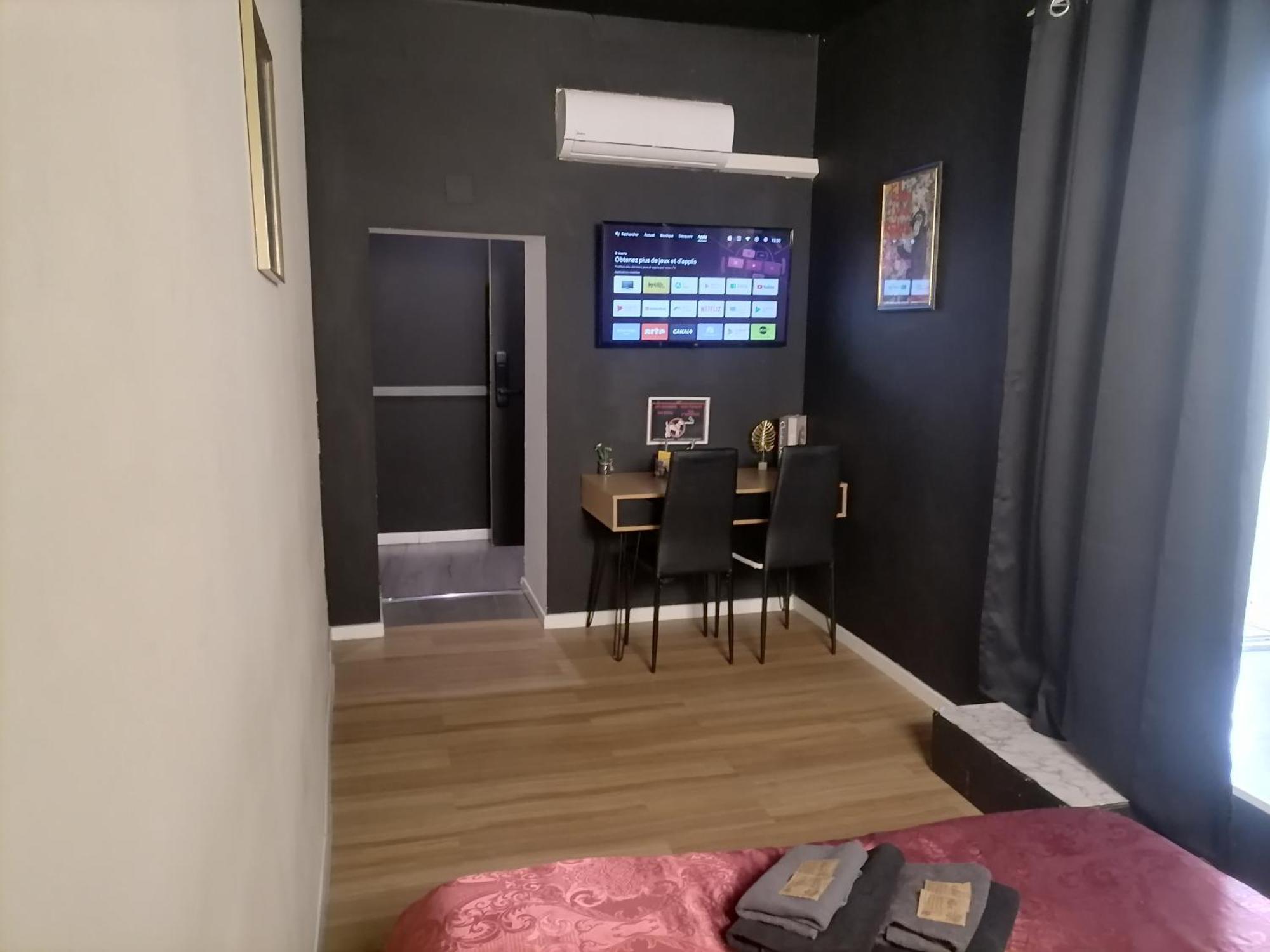 דירות Jacuzzi Terrasse Centre נרבון מראה חיצוני תמונה